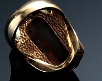 14k Gold Boulder Opal & White Coral Ring Designer Made 	Size: 7<BR>Center: 29x19mm	
