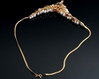 18k Gold Diamond, Pearl & Garnet Cluster Necklace 	17in Long Center: 4x3in	
