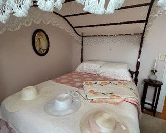 WONDERFULLY CHARMING CANOPY BED