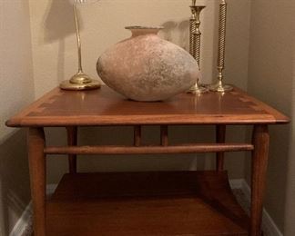 Mid Century Modern End Table Lane Acclaim Dovetail End Table
