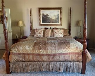 Stanley 4-Poster King Bed w 2 Nightstands, Art, Table Lamps (pr), Bedding