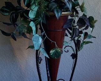 Standing Flower Stand