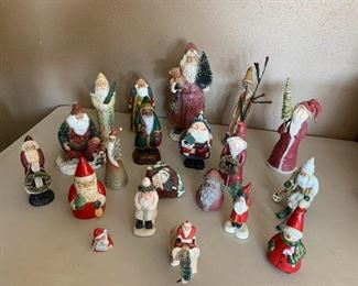20 Santa Claus Mixed Medium