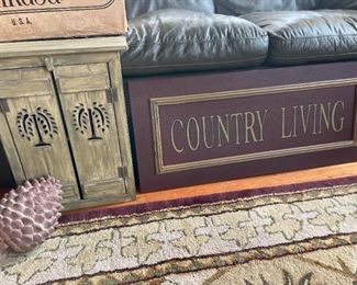 Country Living Sign and Decor Pieces