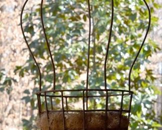 multiple hanging baskets for your outdoor plants!