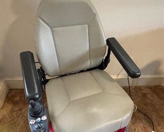 Jazzy Scooter - Excellent Condition - Available for Pre-Sale 
