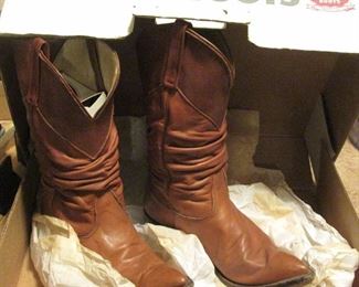 Women's Western Nocona Boots-very soft!