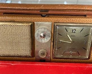 Vintage Endura Clock Radio