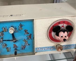 Vintage GE Mickey Mouse Radio