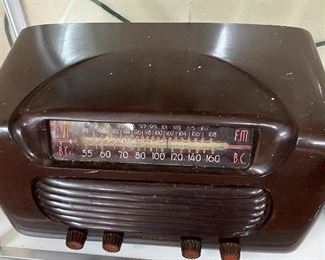 Old Bakelite Tube Radio