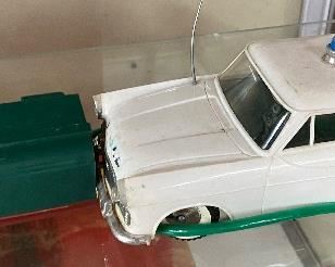 Battery Operated Emergency Vehicle (Made in Japan)