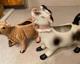 Figural Cow Creamers