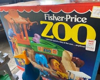 Fisher Price Zoo in Box