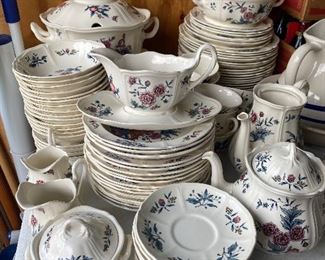 Wedgwood Williamsburg Potpourri China