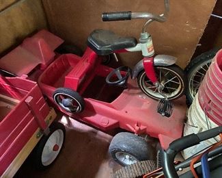 Tricycle/Plastic Pedal Car