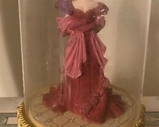 Scarlett's Shame Figure