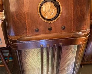 Old Floor Model Radio (Cord Has Been Cut)