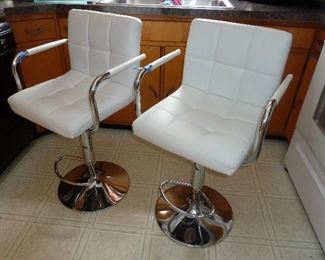 Swivel Bar Stools