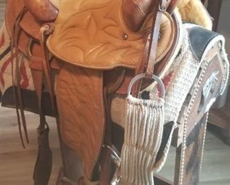 Saddle King on stand