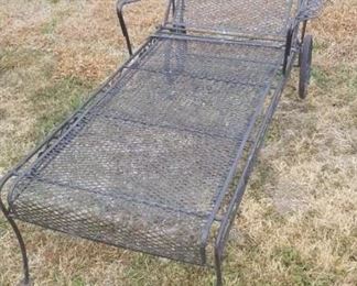 Wrought iron patio lounge chair