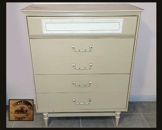 Cute Little Vintage Bassett Chest of Drawers 