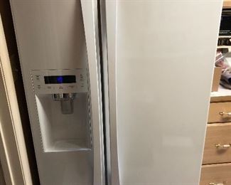 Kenmore side by side