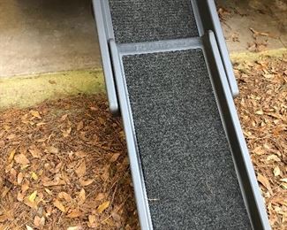 Animal ramp