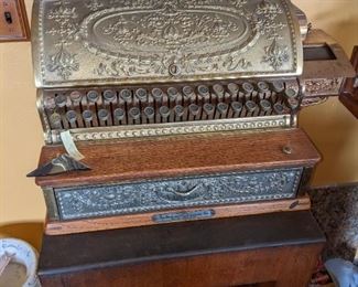 National cash register, $800 reserve asking $1200