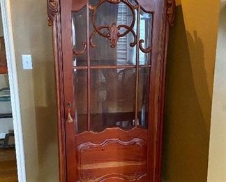 French display cabinet 