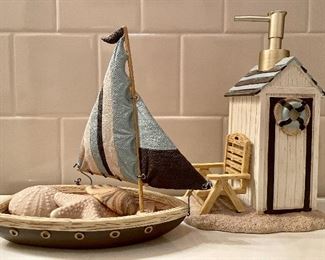 Item 138:  Set of Beach Themed Bathroom Accessories:  $16