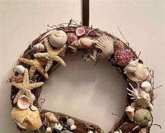 Item 139:  Seashell & Starfish Wreath - 19":  $28