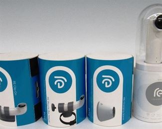 HTC RE Camera, Charger and Accessories