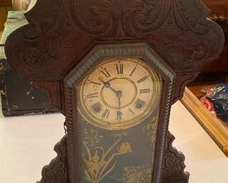 Oak Mantle Clock