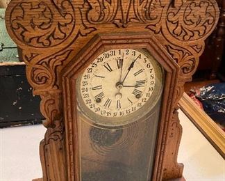 Oak Mantle Clock