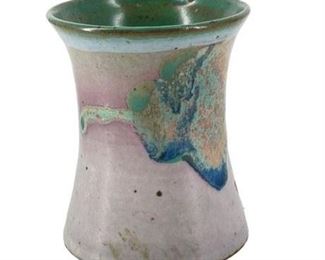 Lot 055a
Earthenware Studio Pottery Mug