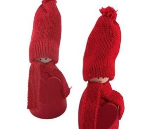 Lot 156
Laarsons Sweden Tra Tromete Red Figurine Holding Heart, Pair