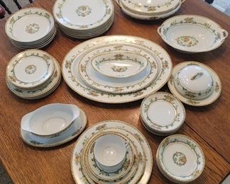 Fine China set, dinnerware.