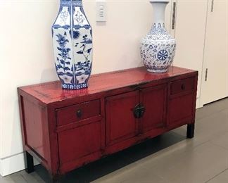 Chinese Wang chest
Red lacquered wood & metal
Late 1800’s