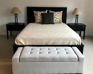 Baronet Bed & nightstands +