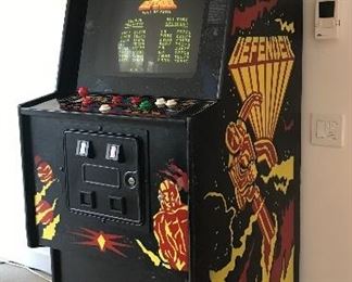 Williams DEFENDER arcade game