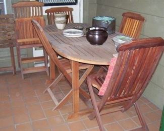 teak patio  table and chairs 