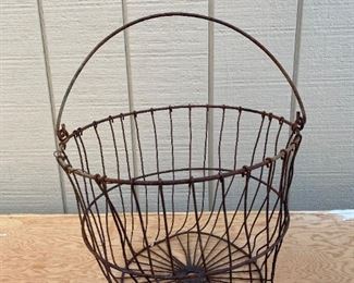 Antique farmers egg basket