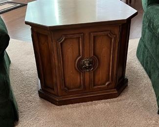 Thomasville Commode/End table