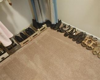 Shoes size 6 and 61/2