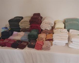 Assorted towels all sizes