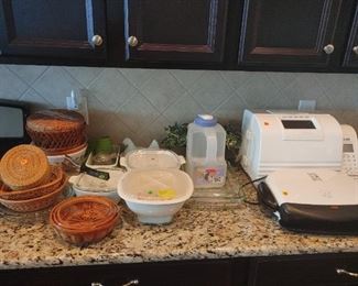 Bread Maker - George Forman grill etc...