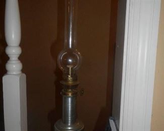 VINTAGE OIL LAMP