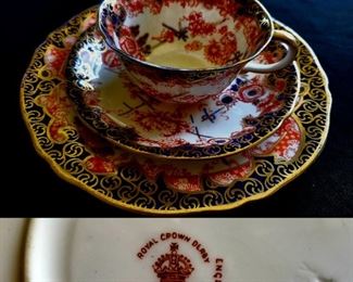 ROYAL CROWN DERBY