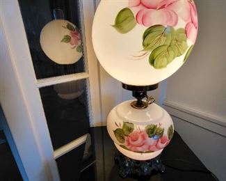 "Gone with the Wind" style table lamp