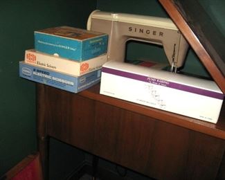 2 Singer sewing machines in the house!